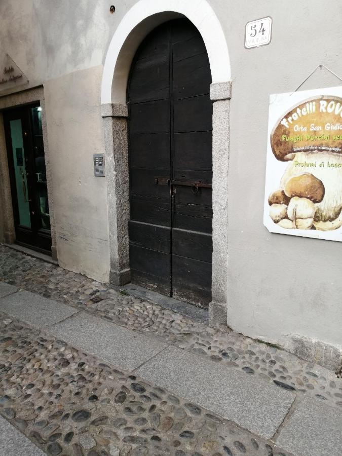 Il Sasso Appartamento أورتا سان جوليو المظهر الخارجي الصورة
